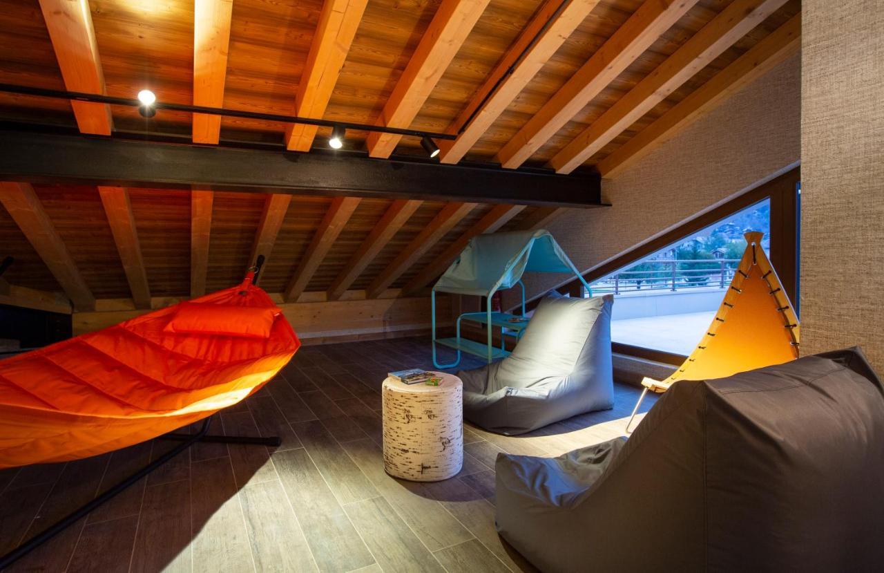 Hotel Base Camp Lodge - Bourg Saint Maurice Dış mekan fotoğraf
